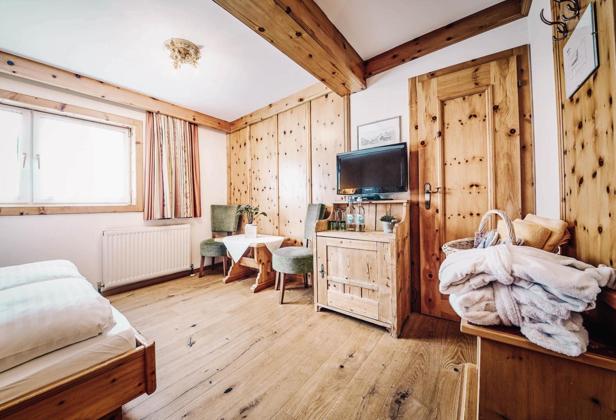 Hotel Gluecksschmiede - Hinterglemm Saalbach-Hinterglemm Exterior foto